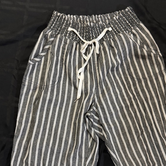 Striped Drawstring Pants - Picture 3 of 7